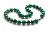 Collana in Malachite naturale e chiusura in argento 925 con gemme di zirconia cubica