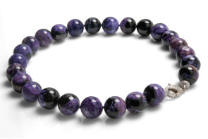 Collana in Charoite russa e chiusura in argento 925 con gemme di zirconia cubica
