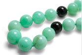 Collana in Crisoprasio e onice con chiusura in argento 925 con gemme di zirconia cubica