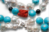 Collana in Rodocrosite e chiusura in argento 925 con gemme di zirconia cubica