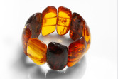 Bracciale in Ambra Baltica natura con grandi elementi di forma di piastrale